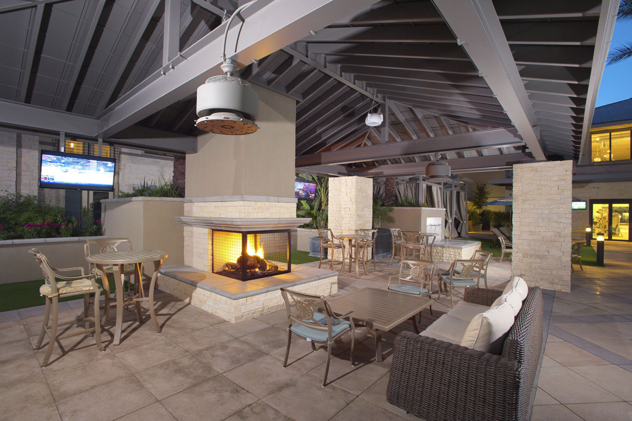 Grill area at The Lincoln Scottsdale (3 of 3)
