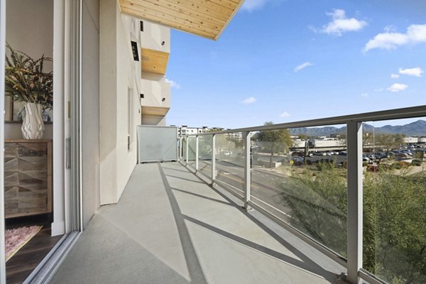 patio/balcony at Broadstone Scottsdale Quarter Apartments