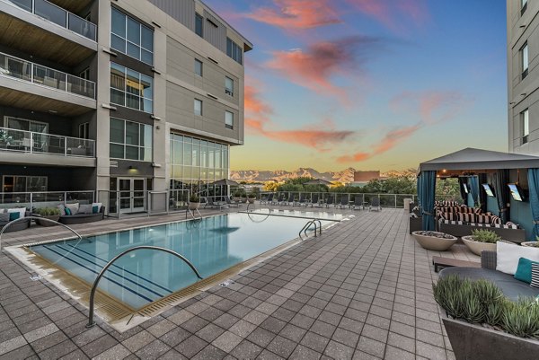 pool at Broadstone Scottsdale Quarter Apartments