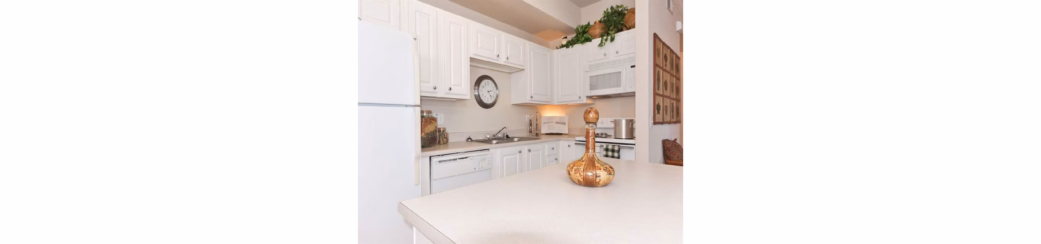 kitchen at Jefferson at Carmel Mountain Ranch Apartments