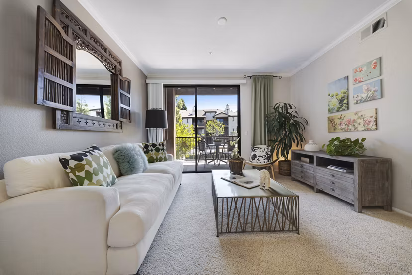 living room at Jefferson at Carmel Mountain Ranch Apartments 
