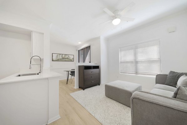 living room at Jefferson at Carmel Mountain Ranch Apartments 