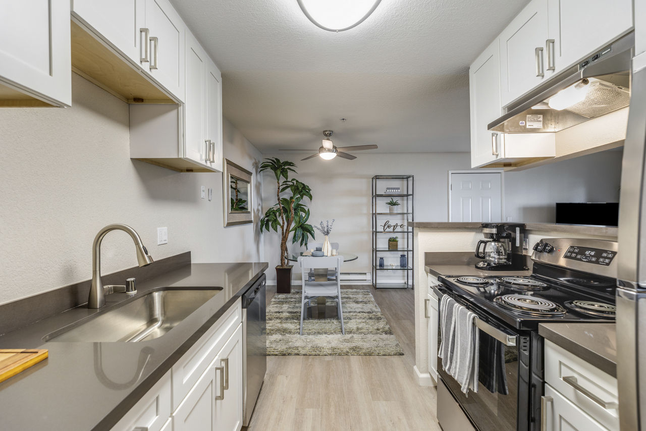 The Dutton Apartments 20 of 30