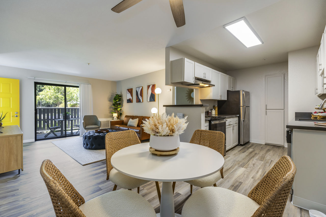 The Dutton Apartments 17 of 30