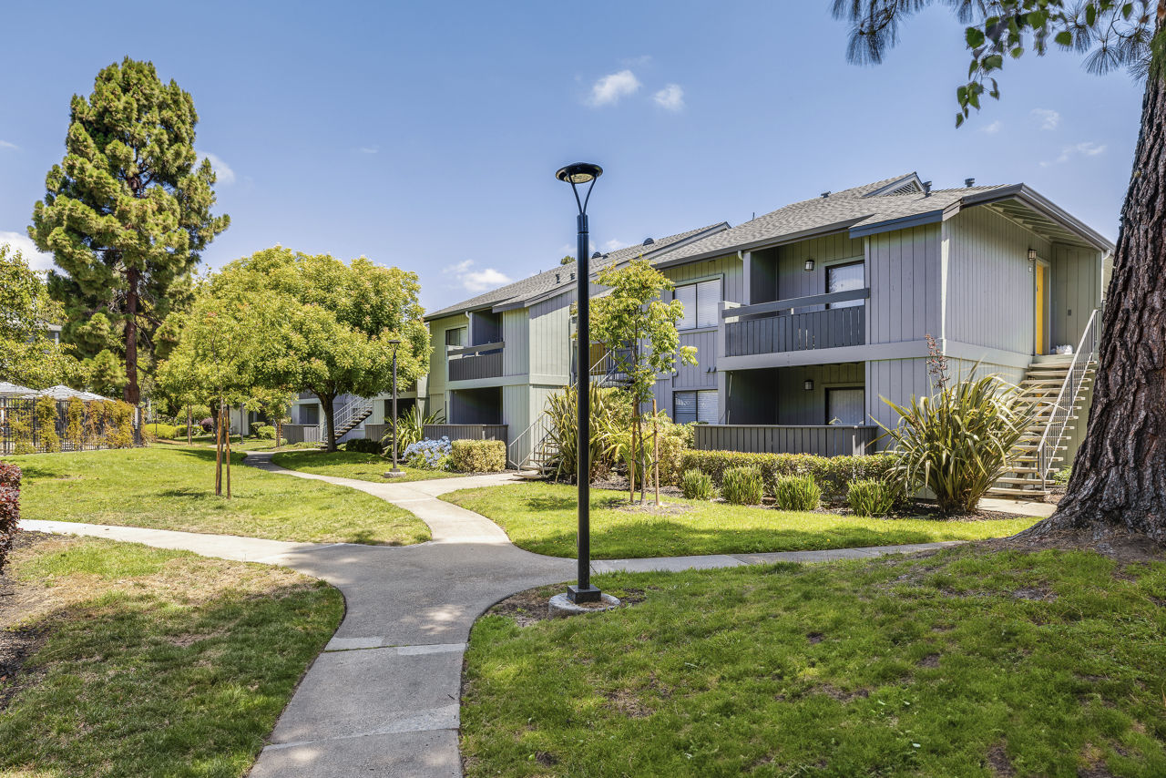 The Dutton Apartments Hayward Ca 11 of 12