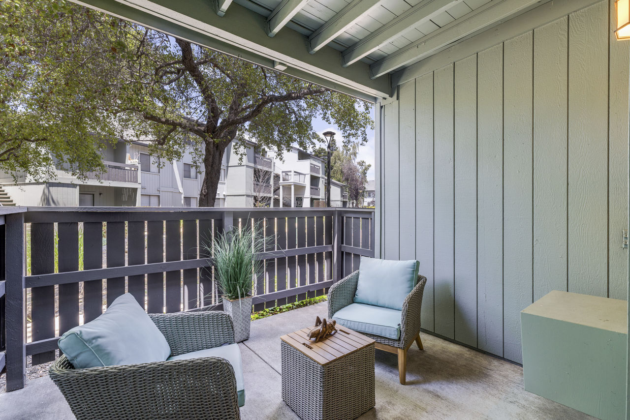 The Dutton Apartments 29 of 30