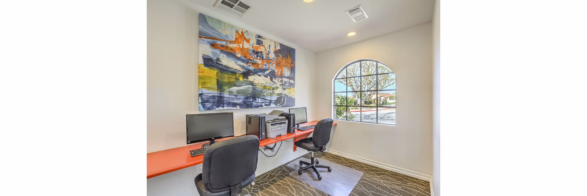 Clubhouse/Lobby at Overlook at Bernardo Heights Apartments