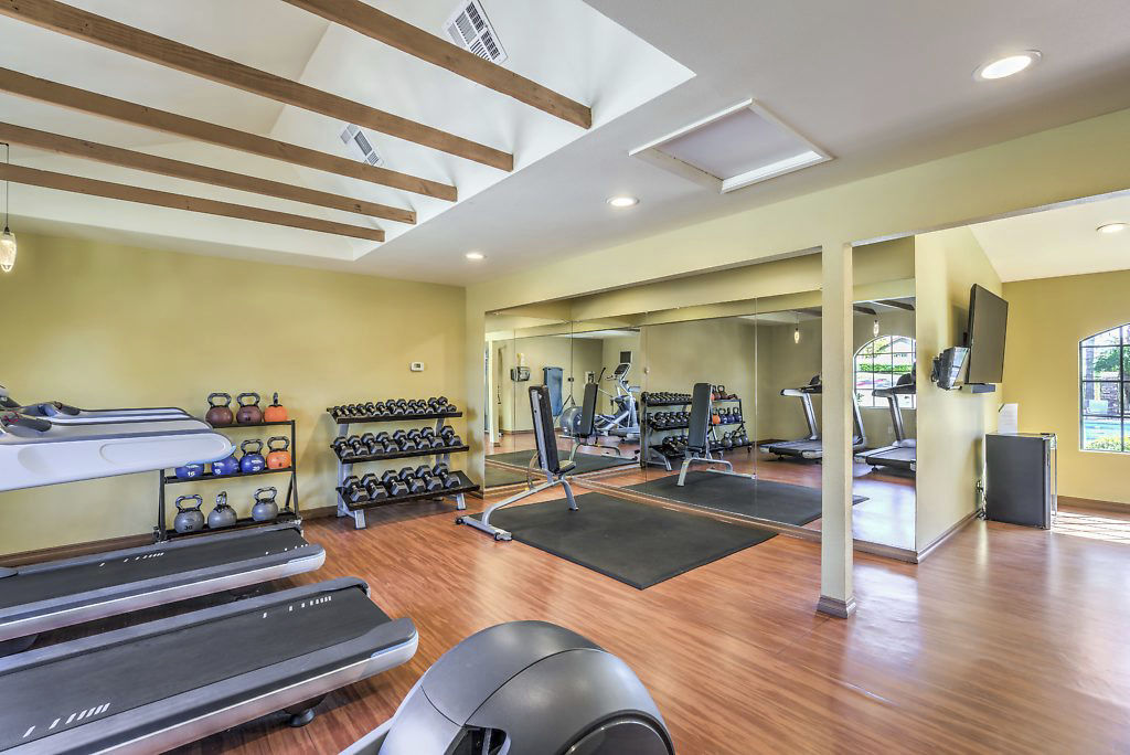 Gym at Overlook At Bernardo Heights (1 of 2)