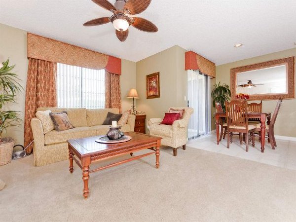 living room at Overlook at Bernardo Heights Apartments