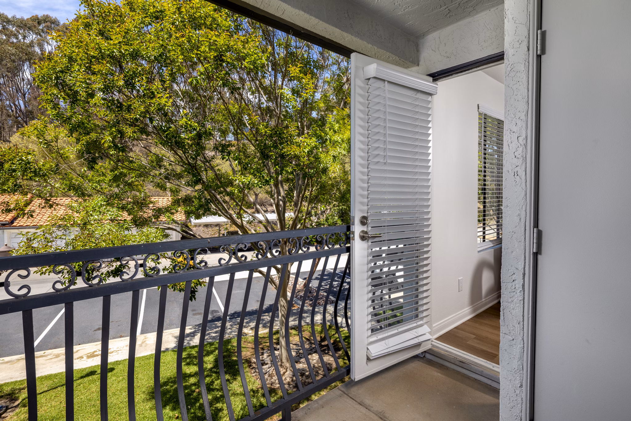 Patio at Overlook at Bernardo Heights Apartments