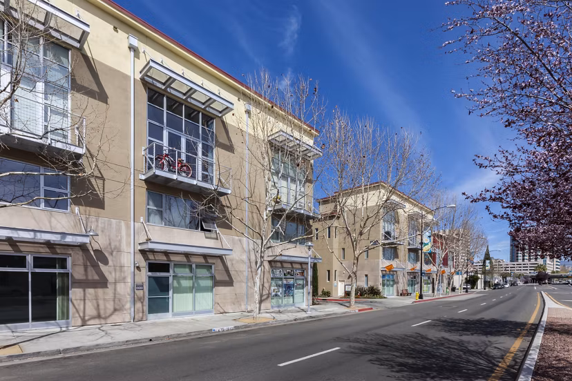 exterior at Museum Park Apartments