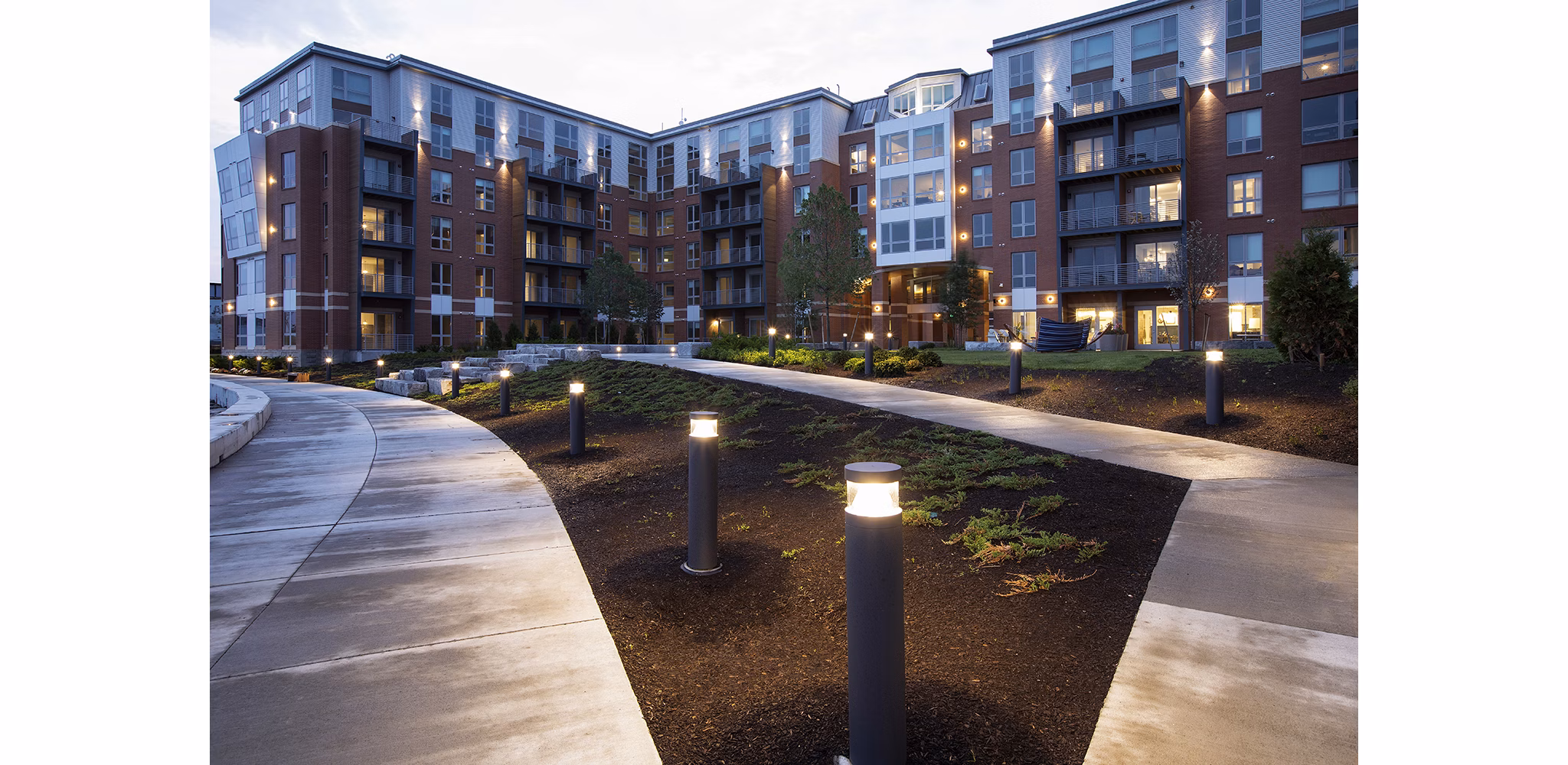 Boston East Apartments: Waterfront luxury apartments with modern design in Boston