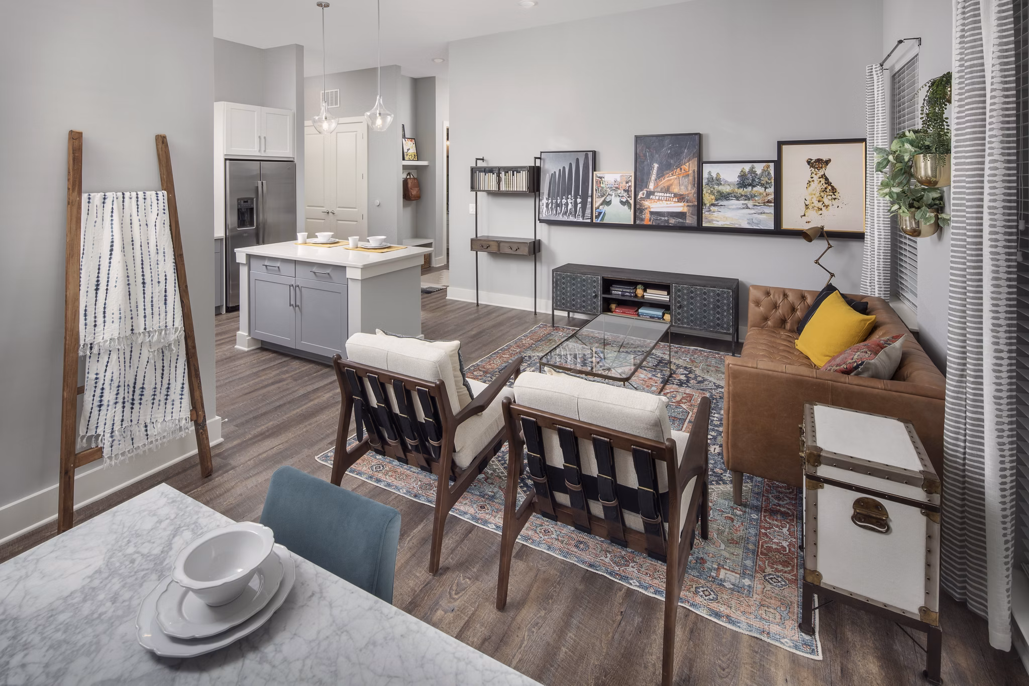 Spacious living room with modern furnishings in Broadstone Trailside Apartments