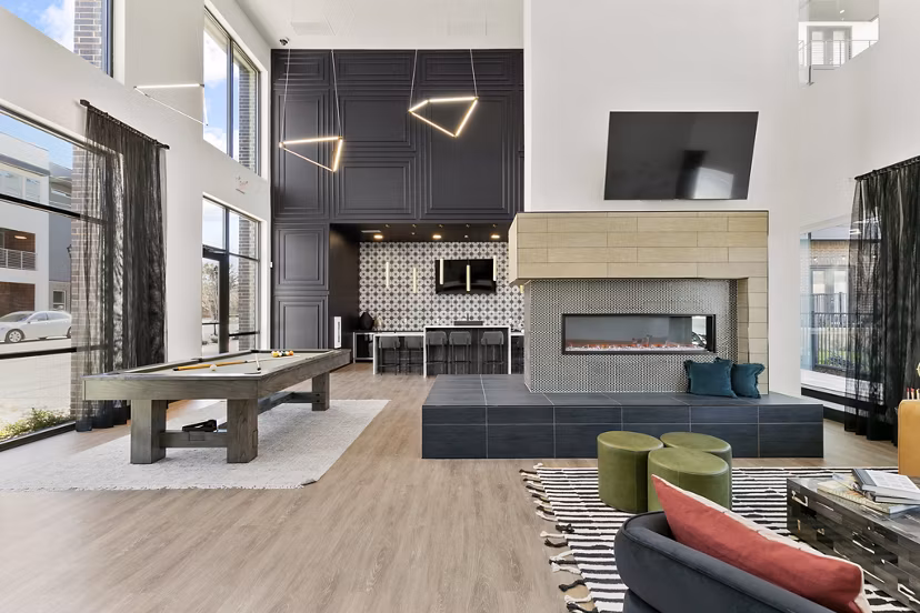 clubhouse at The Jameson at the Bluffs Apartments 