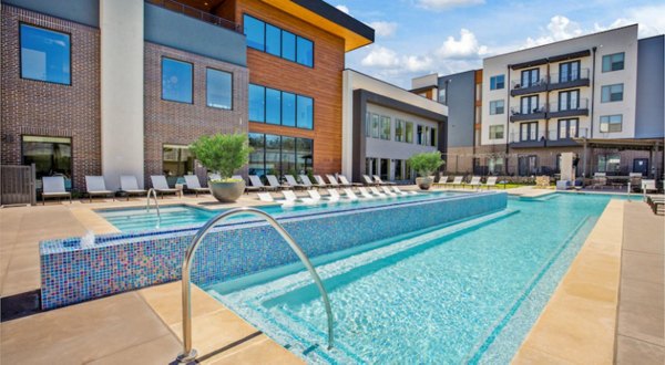 pool at The Jameson at the Bluffs Apartments 