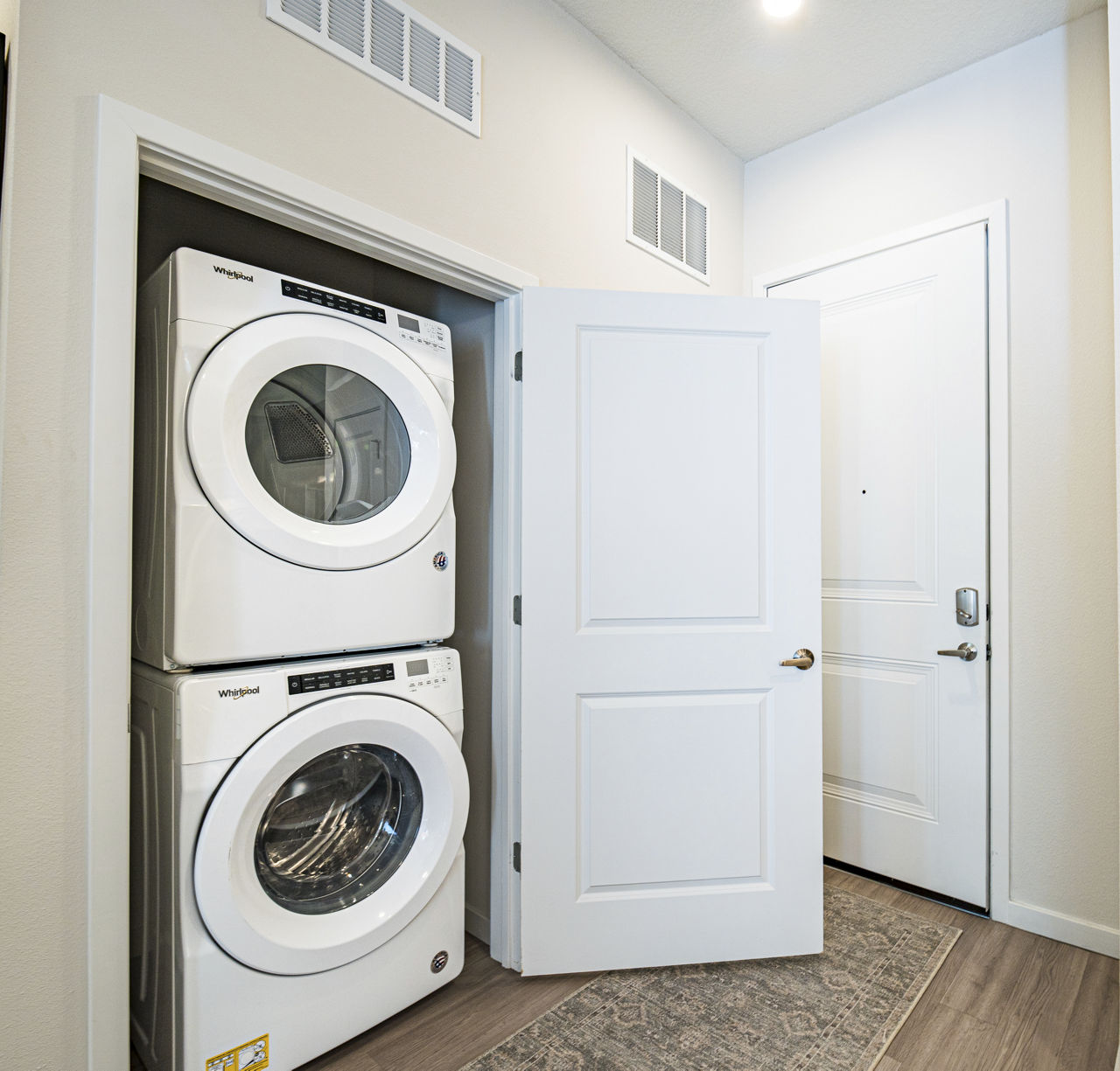 Laundry room at Trails At Hunters Lake