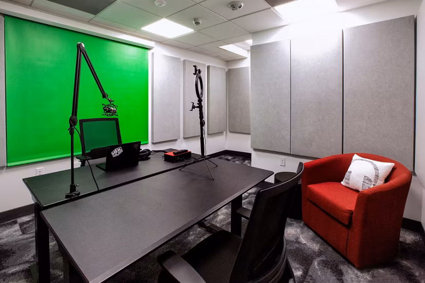 Modern clubhouse with elegant dÃ©cor at The 505 Apartments featuring spacious seating and ambient lighting