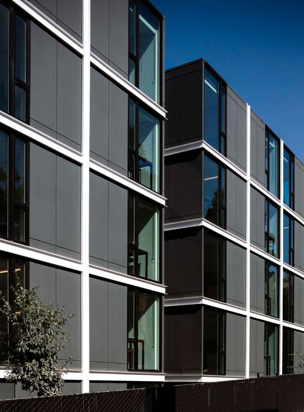 The Durant Apartments: Luxurious high-rise with city views in downtown San Francisco