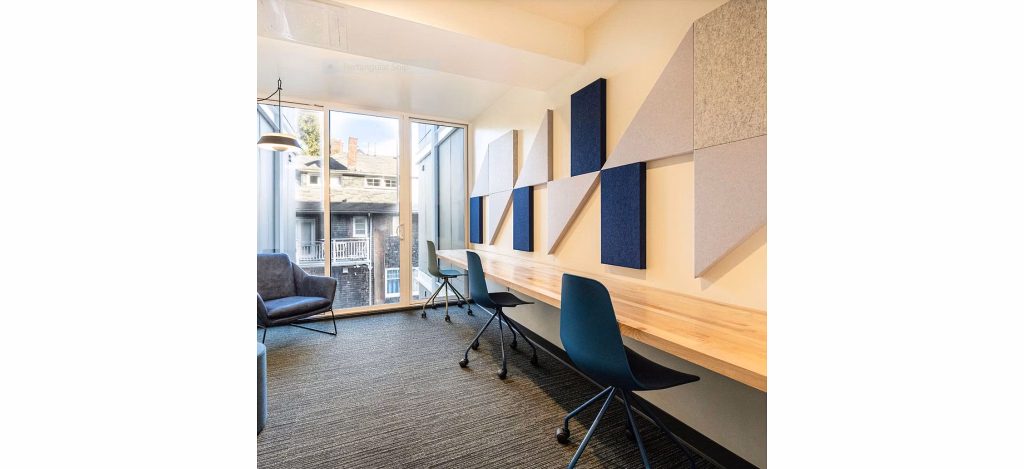 The Durant Apartments: Modern clubhouse with stylish seating and high-end finishes, perfect for luxury living in an upscale community