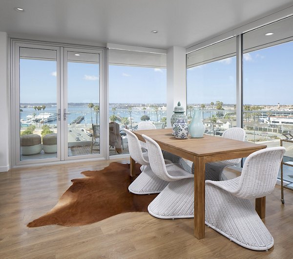 Dining area with modern furnishings in Cielo Apartments, a Greystar luxury apartment community