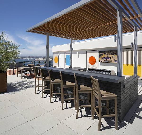 grill area at Cielo Apartments