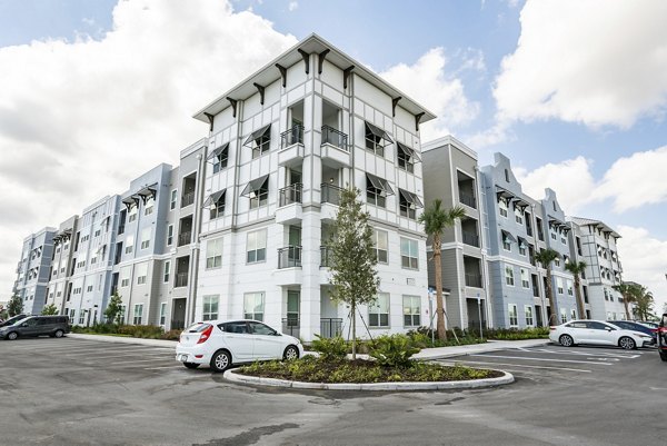 Prime Apartments: Contemporary luxury apartment building in vibrant downtown location