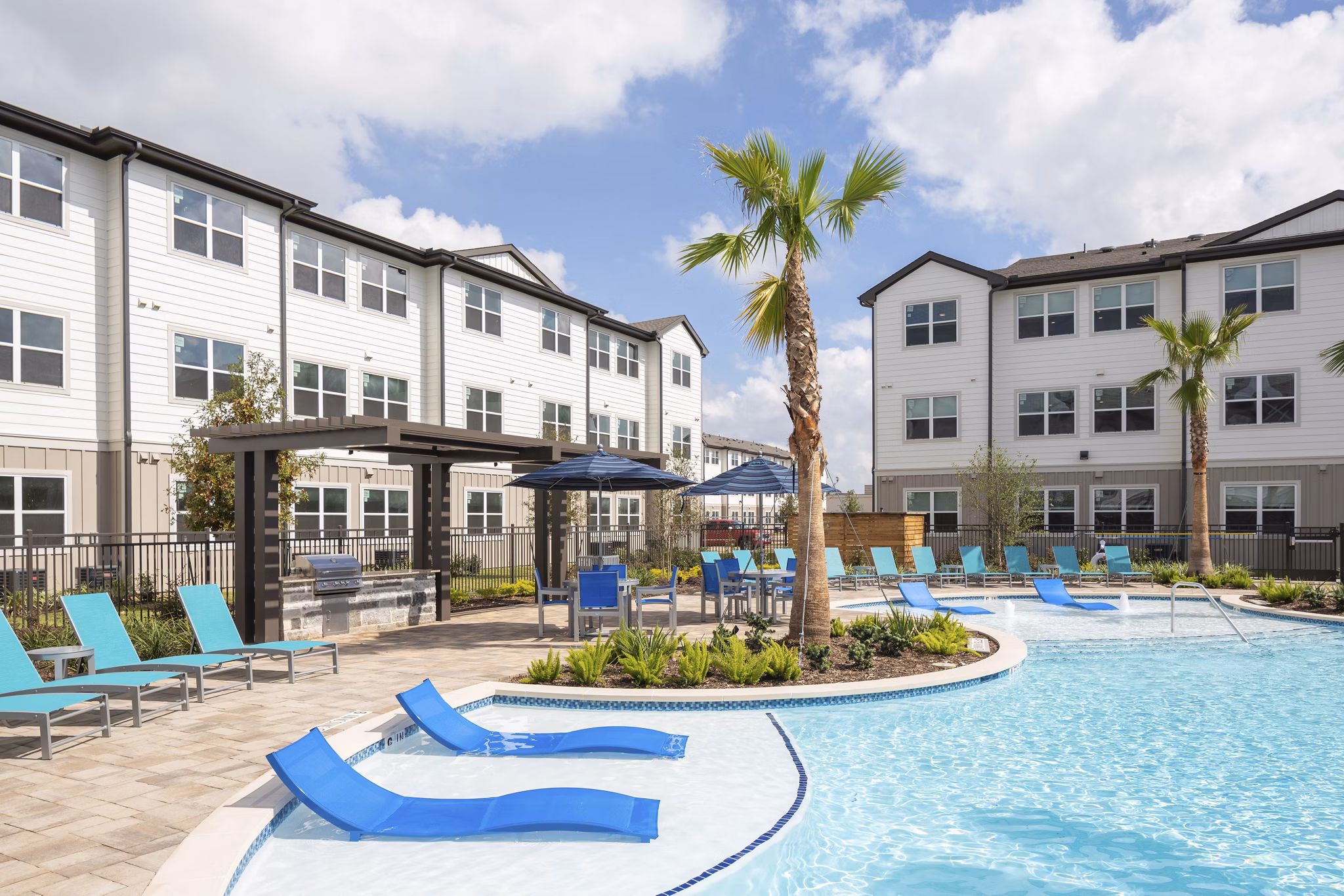 pool at Emory West Cypress Apartments