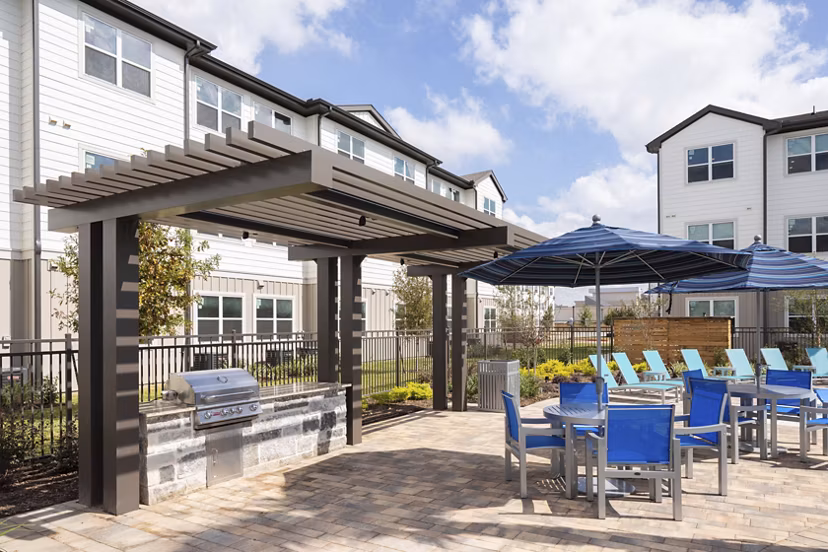 grill area at Milano Apartments