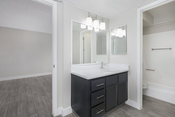 bathroom at Vida46 Apartments