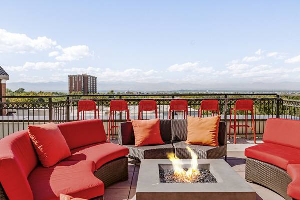 fire pit and patio area at Kent Place Residences