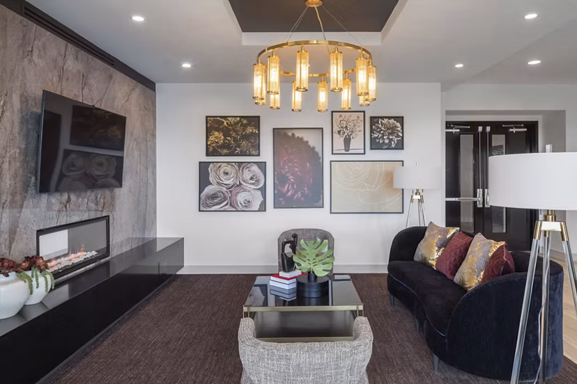 clubhouse at Chelsea Museum District Apartments