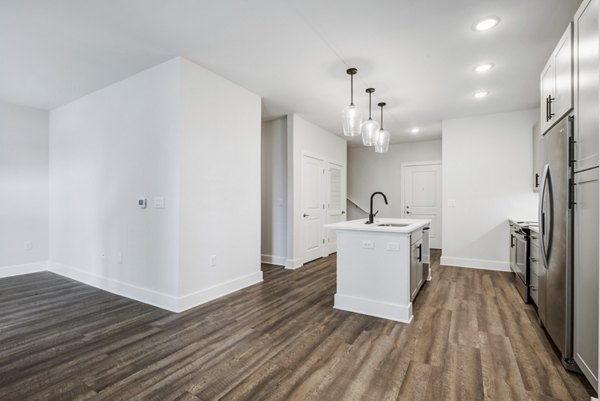 kitchen at Broadstone Ayrsley Apartments