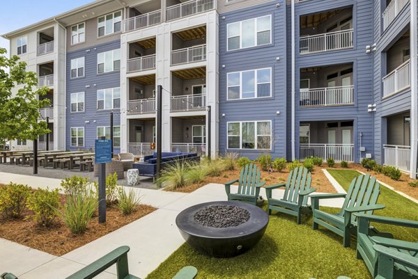 recreational area at Broadstone Ayrsley Apartments