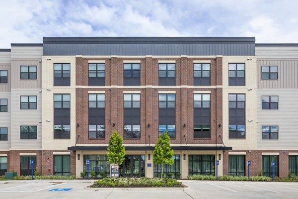 building/exterior at Bellrock Memorial Apartments