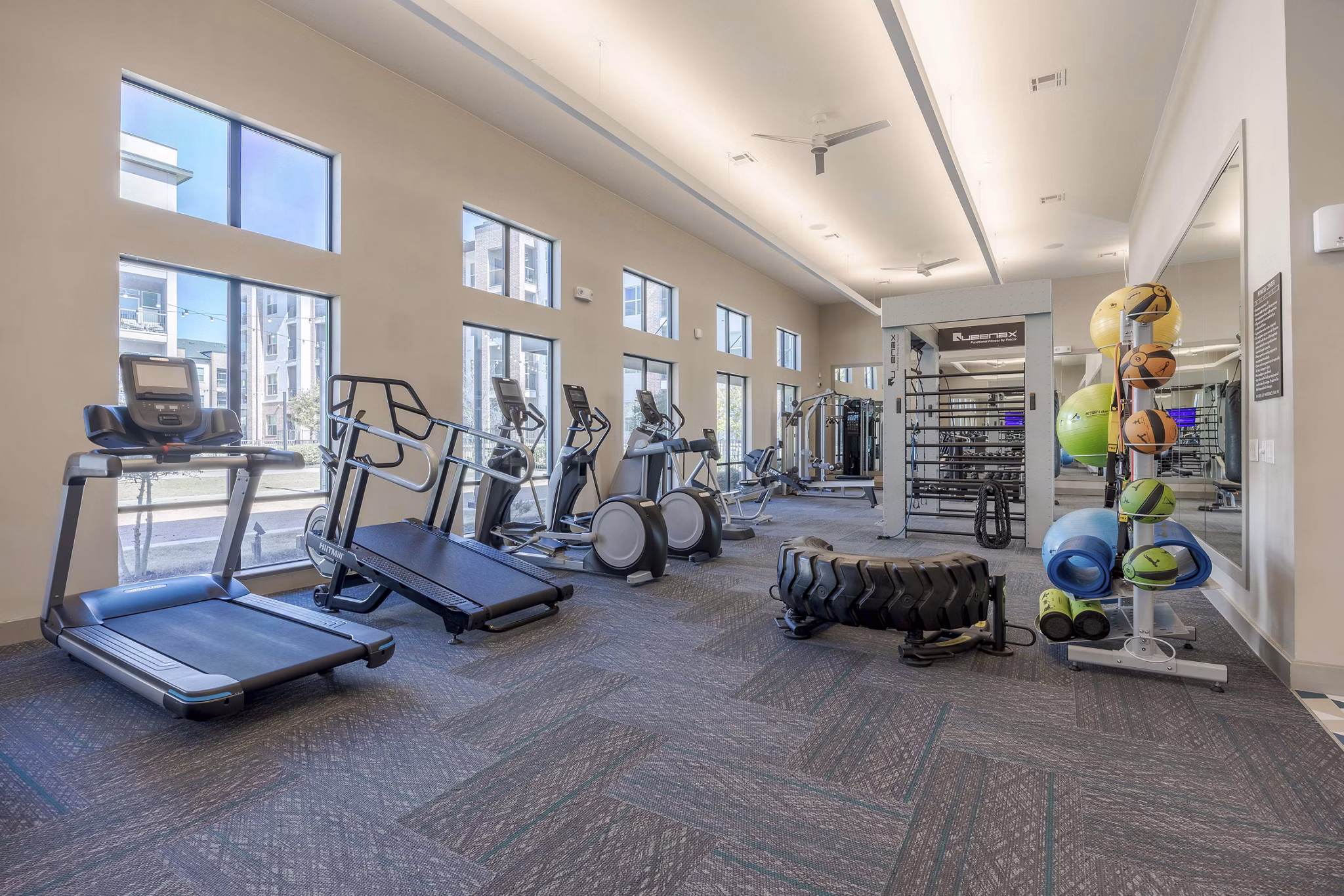fitness center at Bellrock La Frontera Apartments 