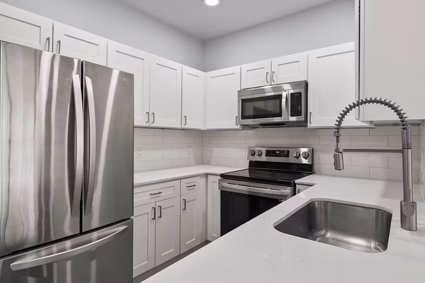 kitchen at Colonial Court Apartments