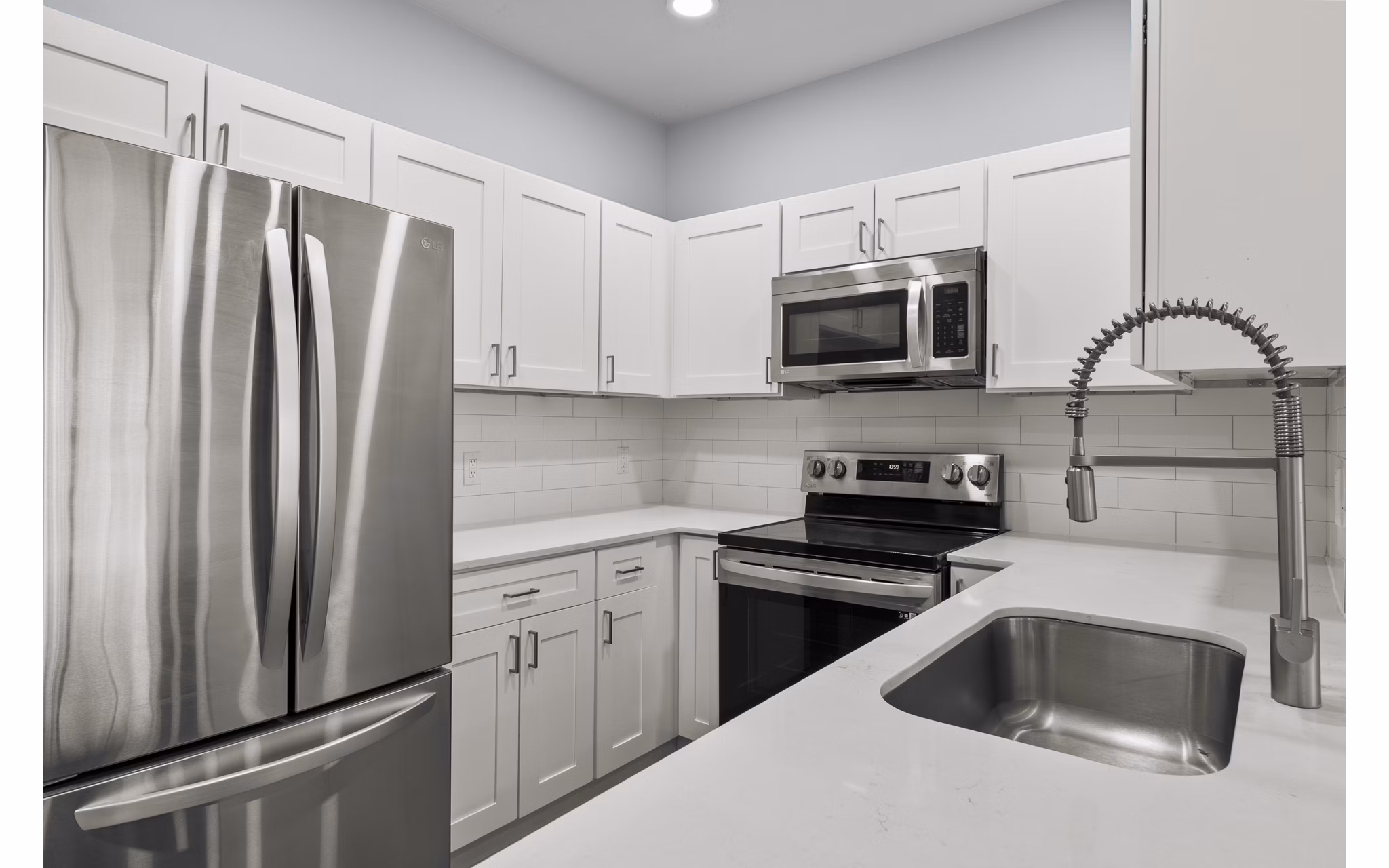 kitchen at Colonial Court Apartments
