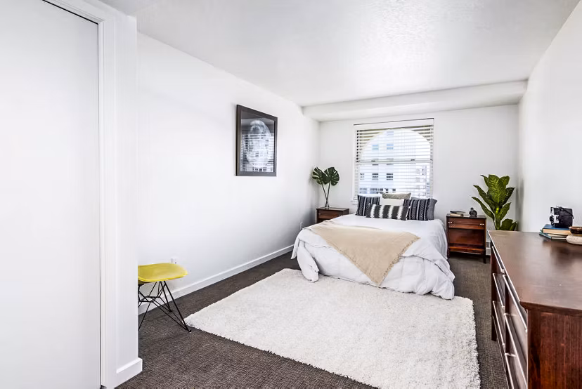bedroom at Eagle Gate Apartments