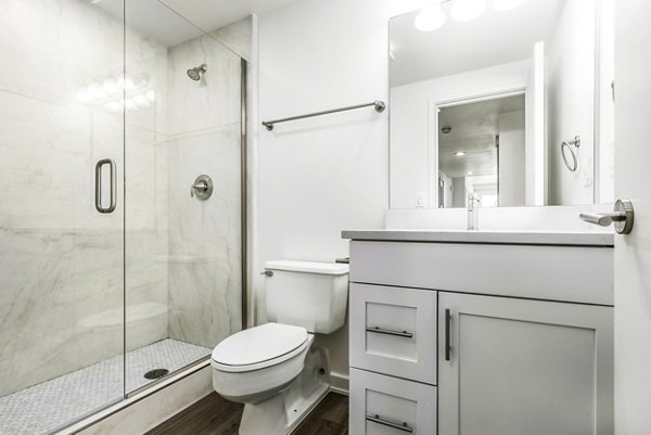 bathroom at Eagle Gate Apartments