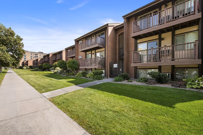 building/exterior at Garden Apartments