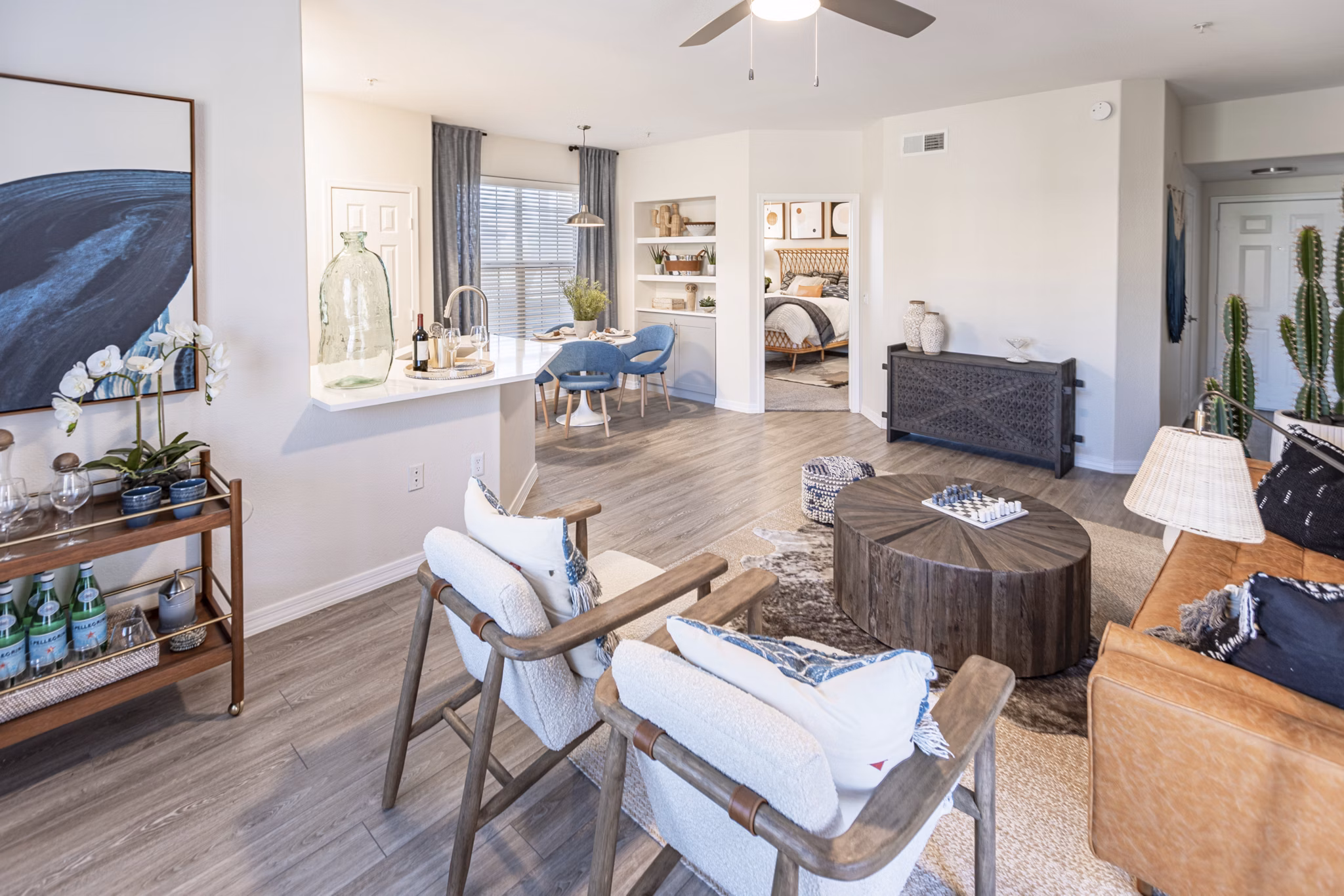 Spacious living room with modern decor in Avana Coronado Apartments