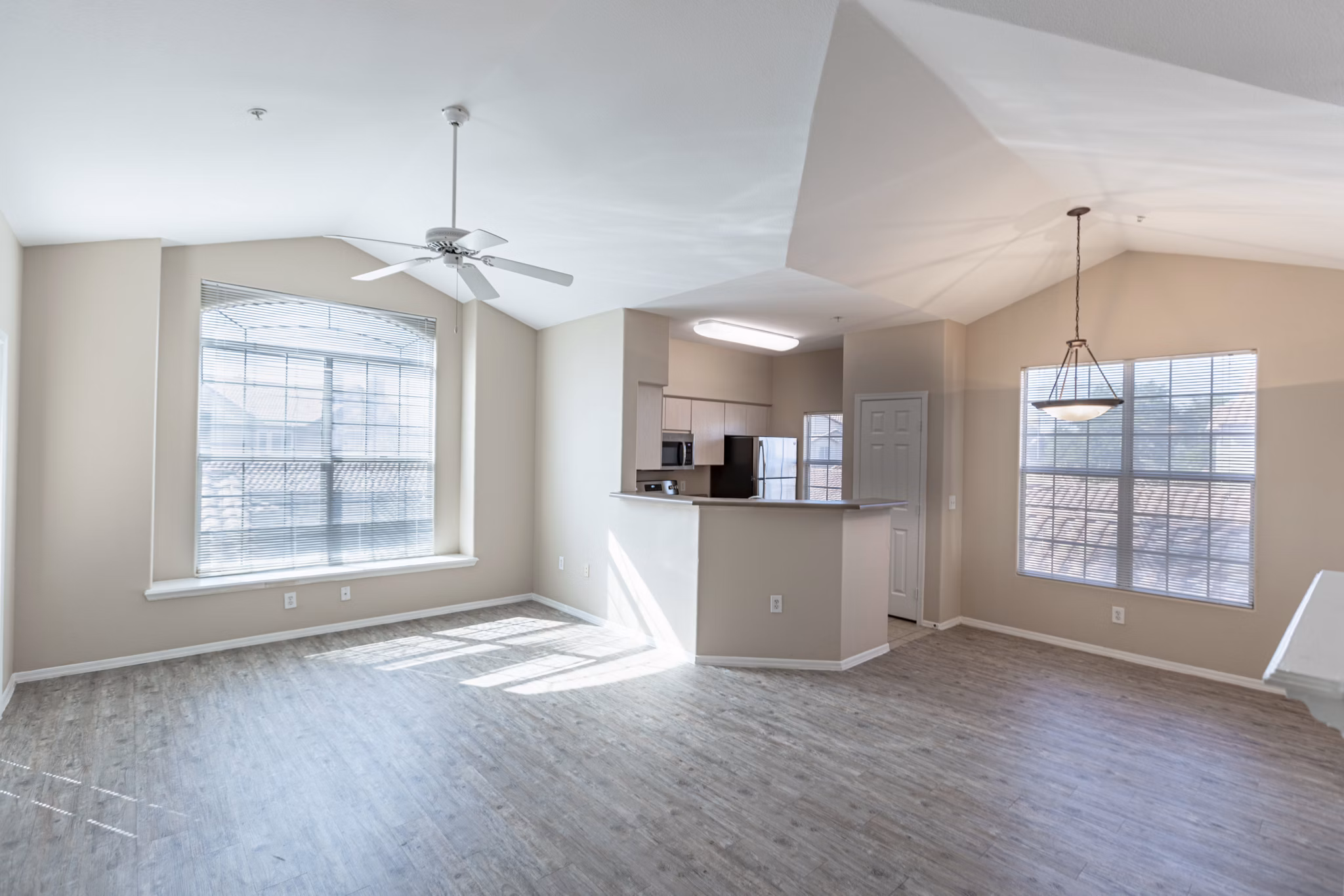 Spacious living room with contemporary decor at Avana Coronado Apartments