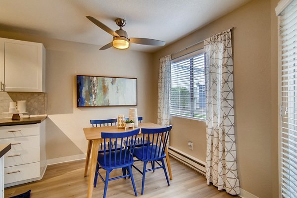 dining area at Arterra Apartments