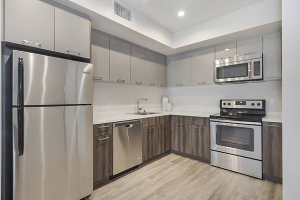 kitchen at Wilshire Valencia Apartments