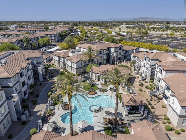 pool at Tempe Station Apartments