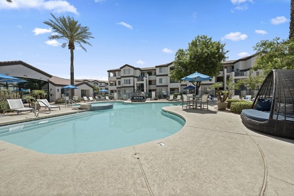 pool at Tempe Station Apartments