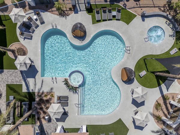 pool at Tempe Station Apartments