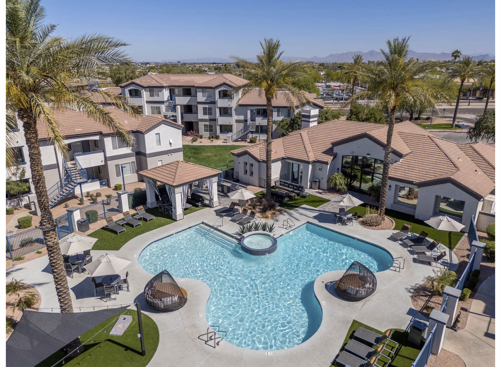 pool at Broadstone Tempe Station Apartments