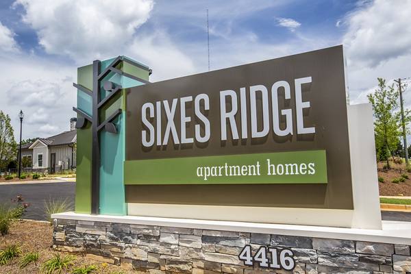 signage at Sixes Ridge Apartments