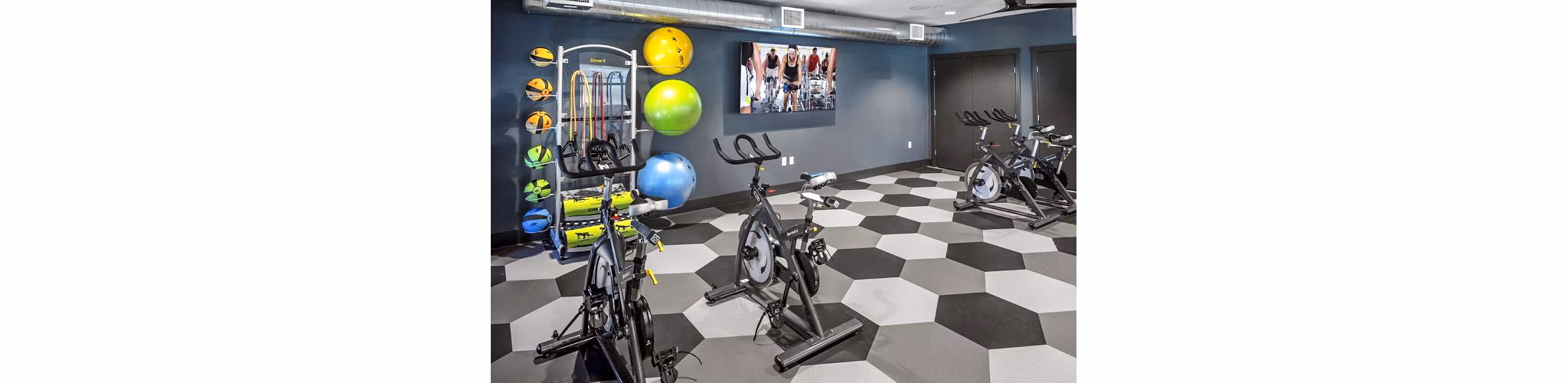 spin studio at Astikos Lofts Apartments